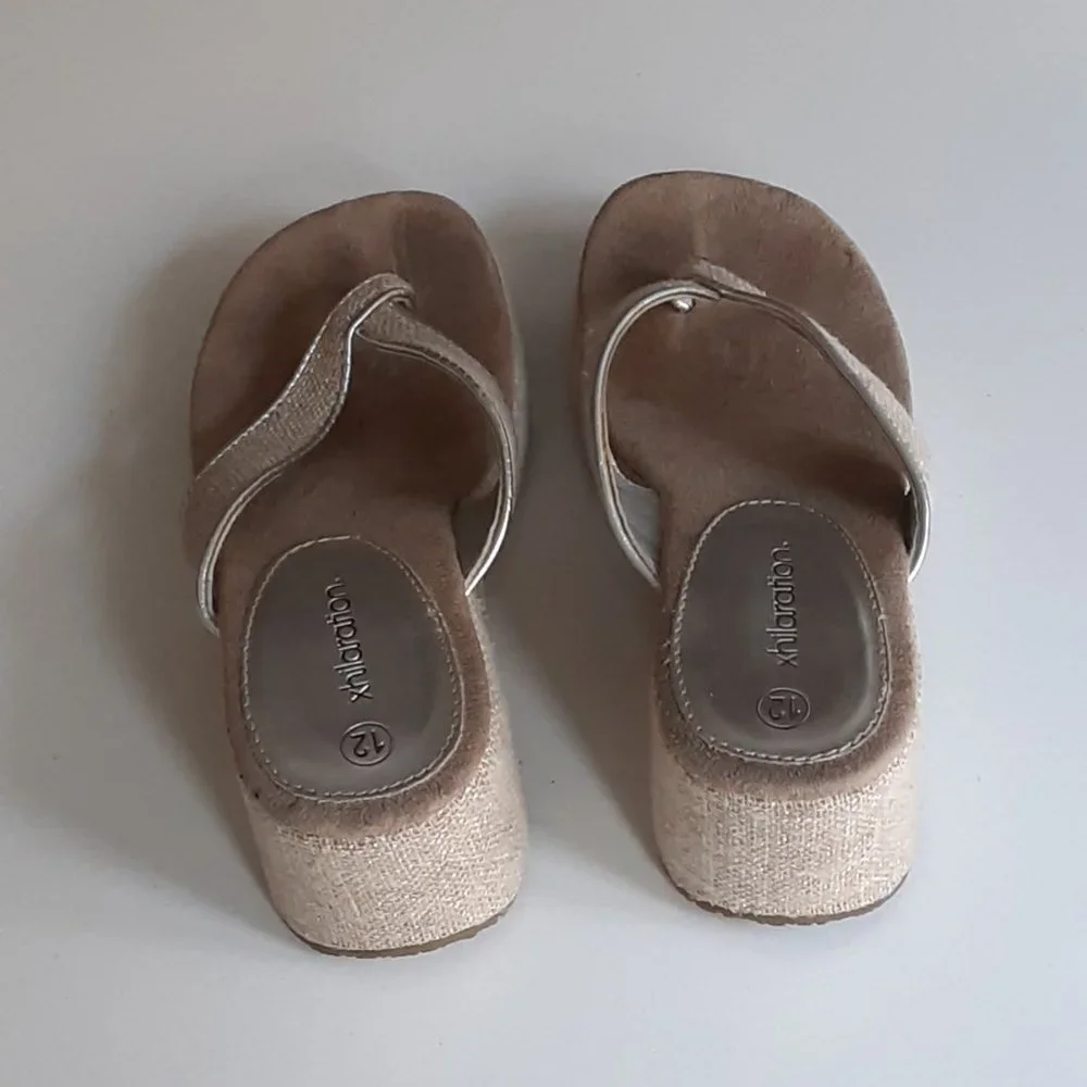 Xhiliration little girls platform sandals sz 12